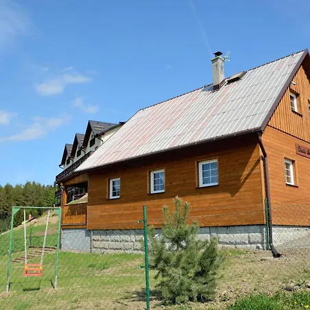 招待所 Na Vrsku Branná